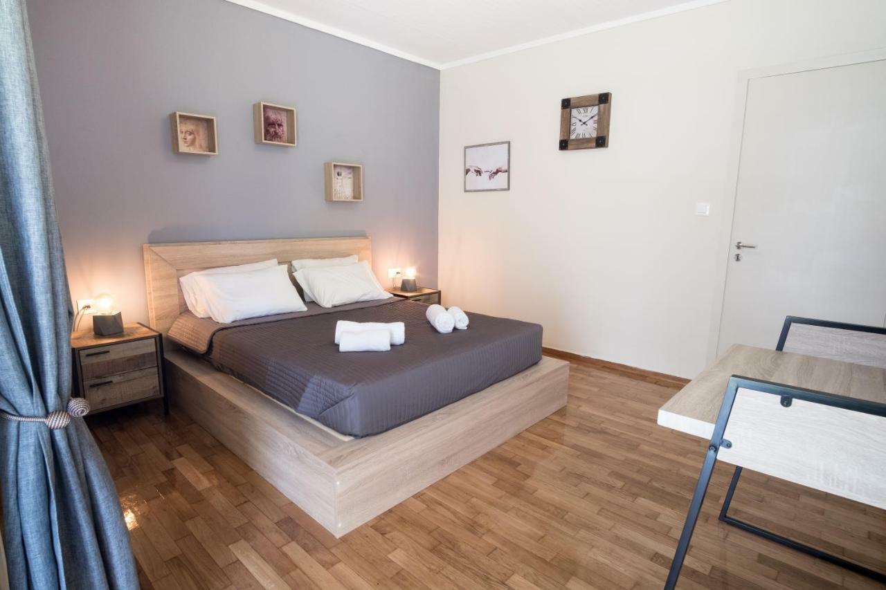 Comfy Apartment Of 104 M² Near Metro! Атина Екстериор снимка