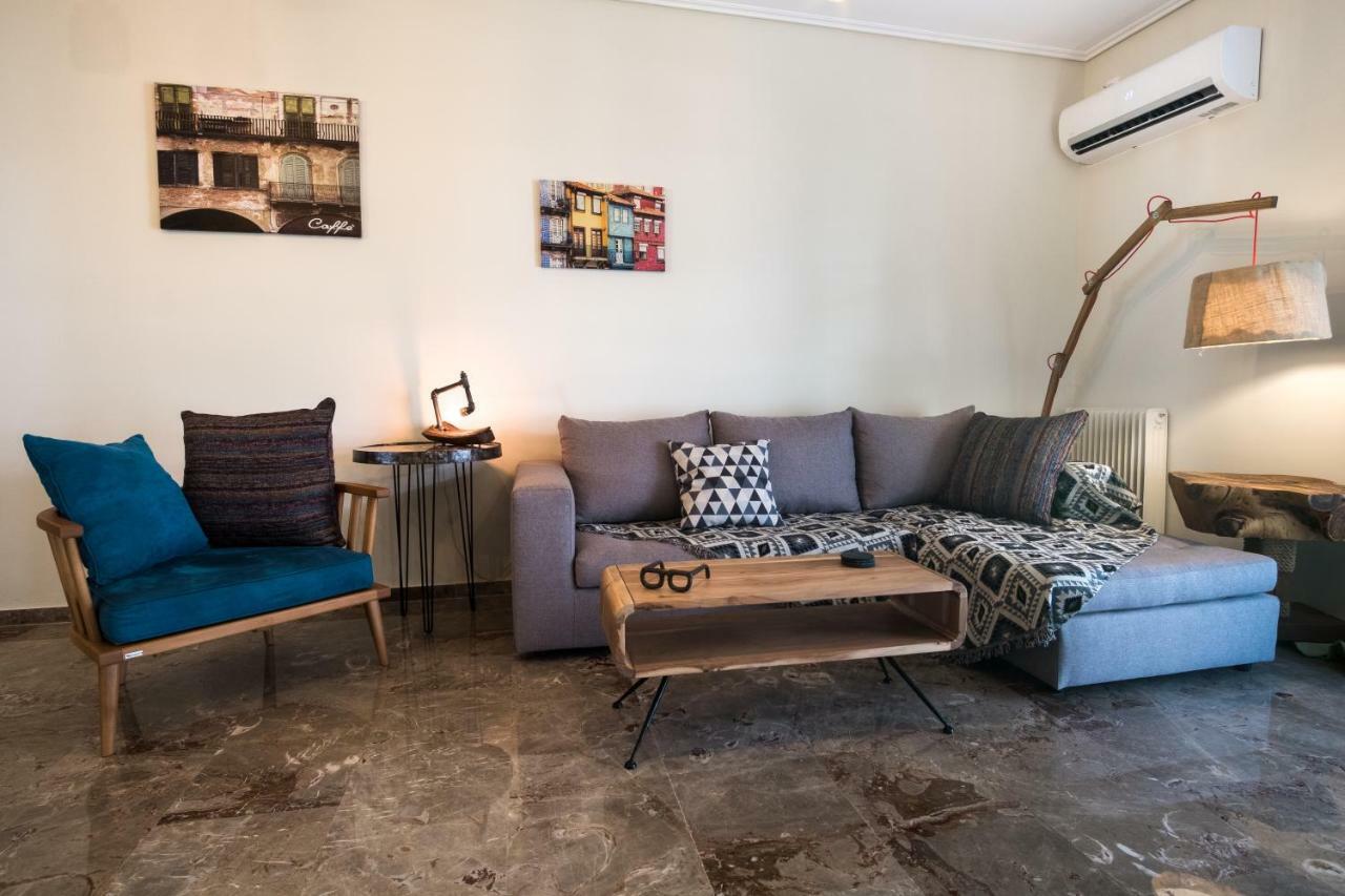 Comfy Apartment Of 104 M² Near Metro! Атина Екстериор снимка