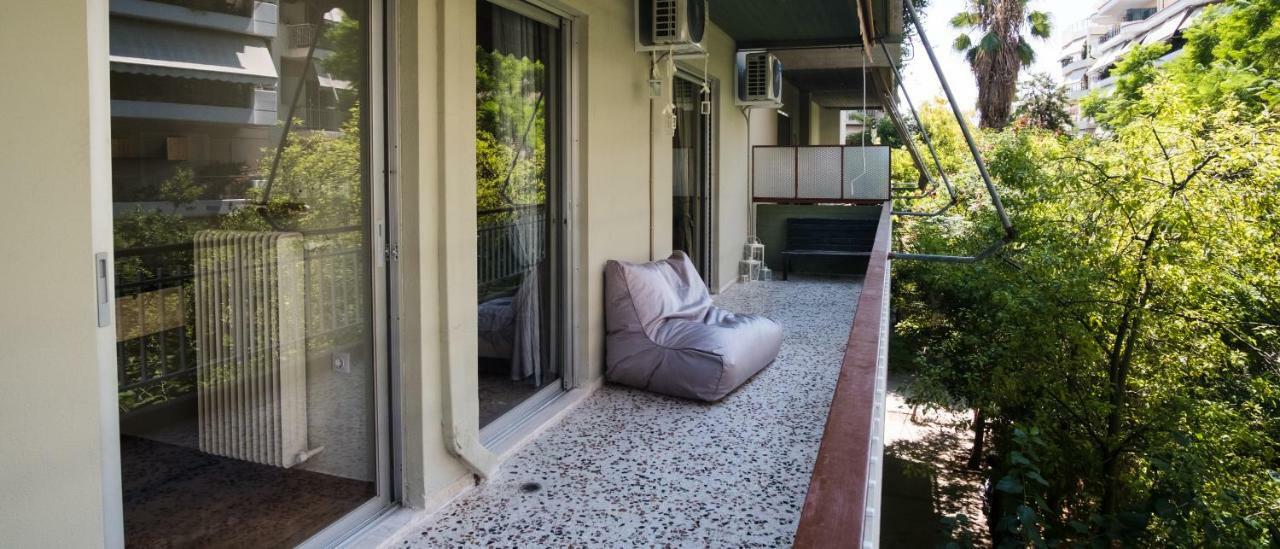 Comfy Apartment Of 104 M² Near Metro! Атина Екстериор снимка